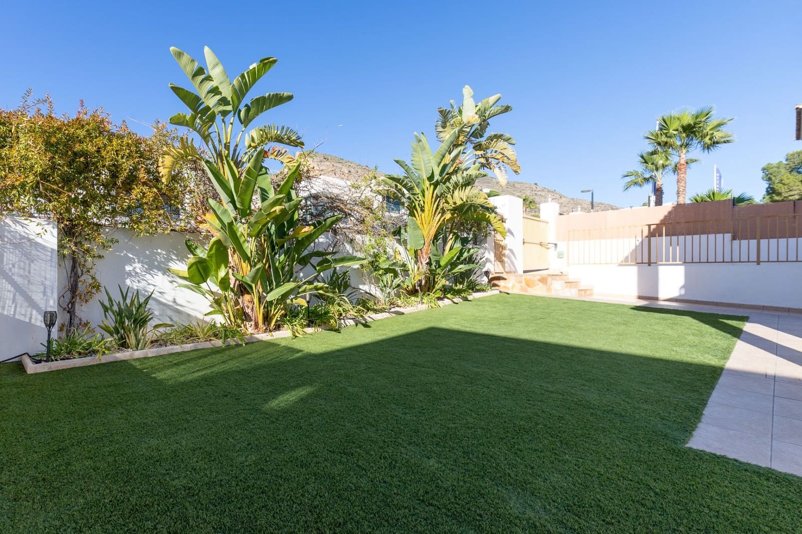 4 bedroom Villa for sale in Finestrat with pool garage - € 639,000 (Ref: 8892177)