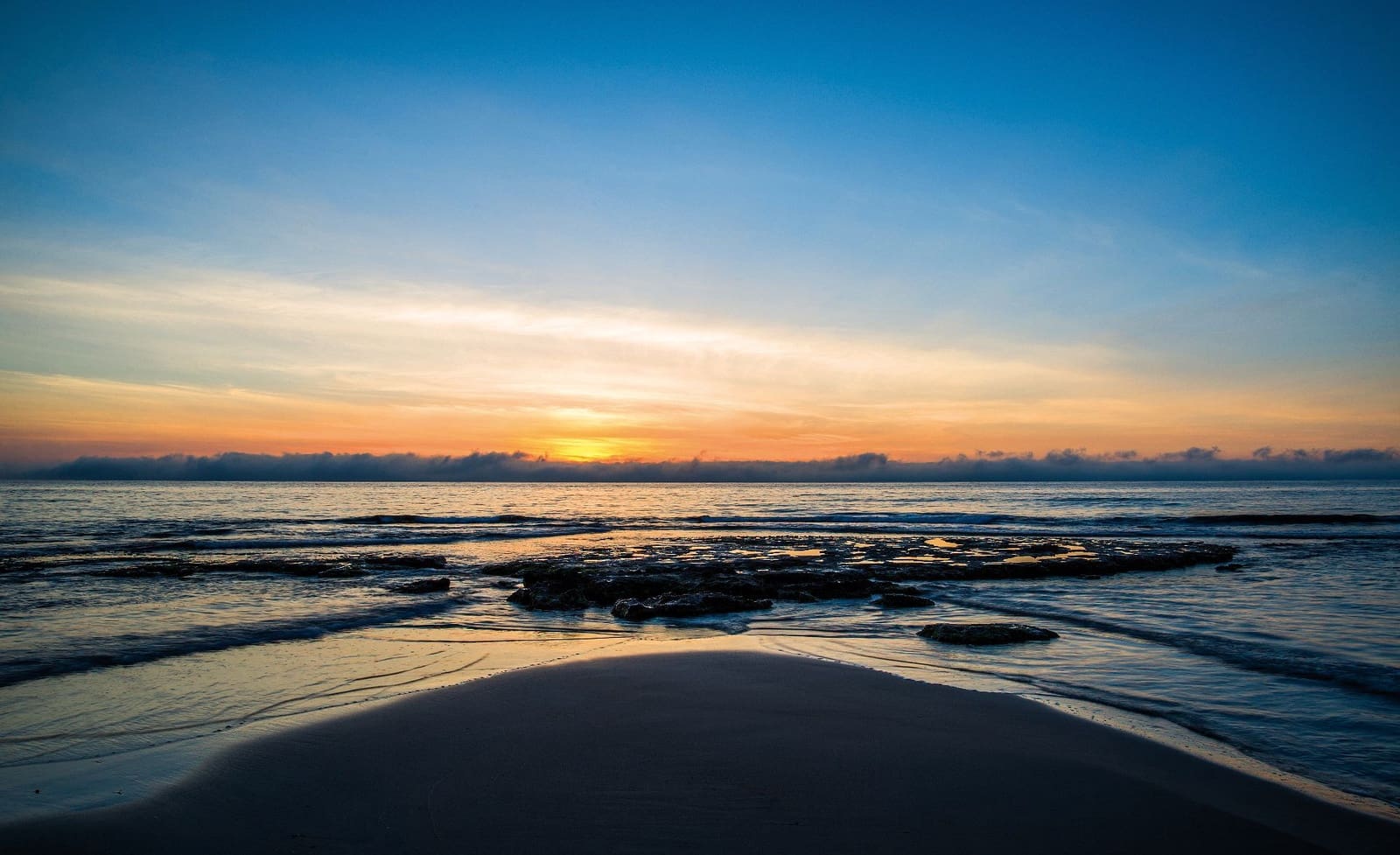 2 bedroom Apartment for sale in Torrevieja with pool - € 275,000 (Ref: 8970116)