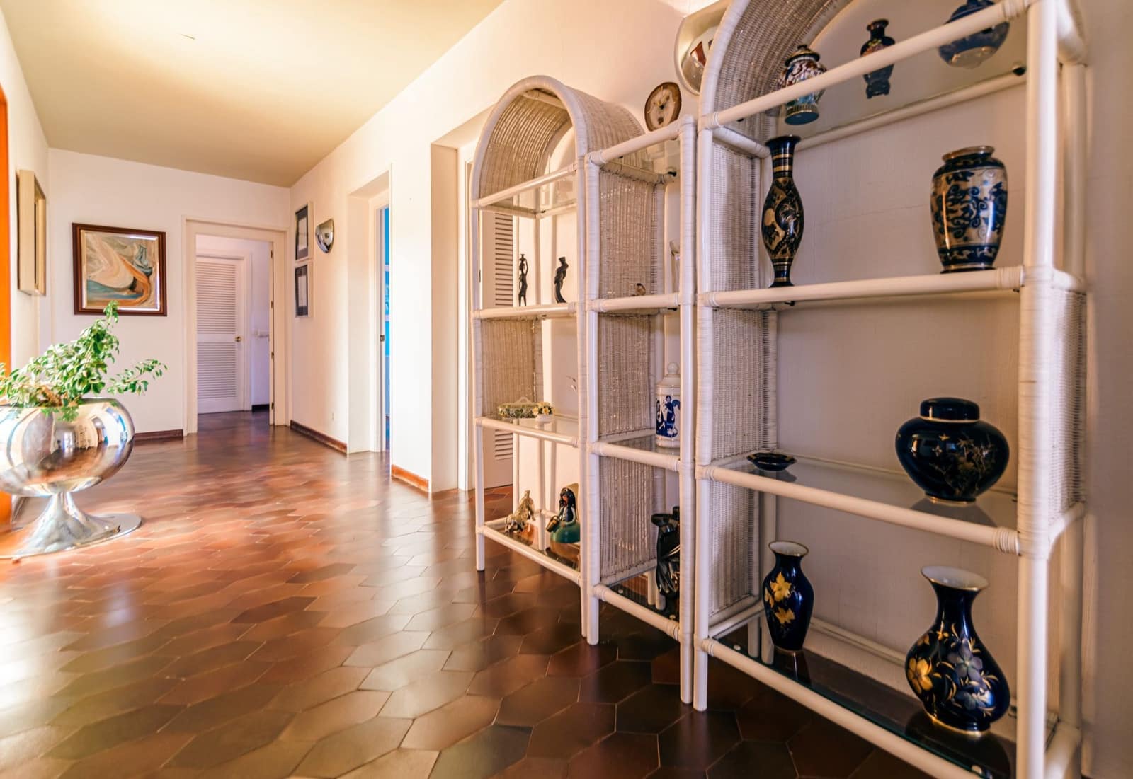 4 bedroom Villa for sale in La Nucia with pool garage - € 715,000 (Ref: 8971908)