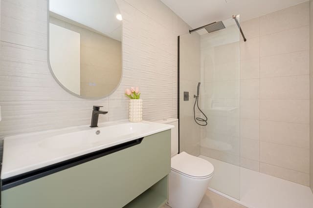 2 bedroom Apartment for sale in La Villajoyosa / Vila Joiosa with pool garage - € 349,000 (Ref: 8991945)