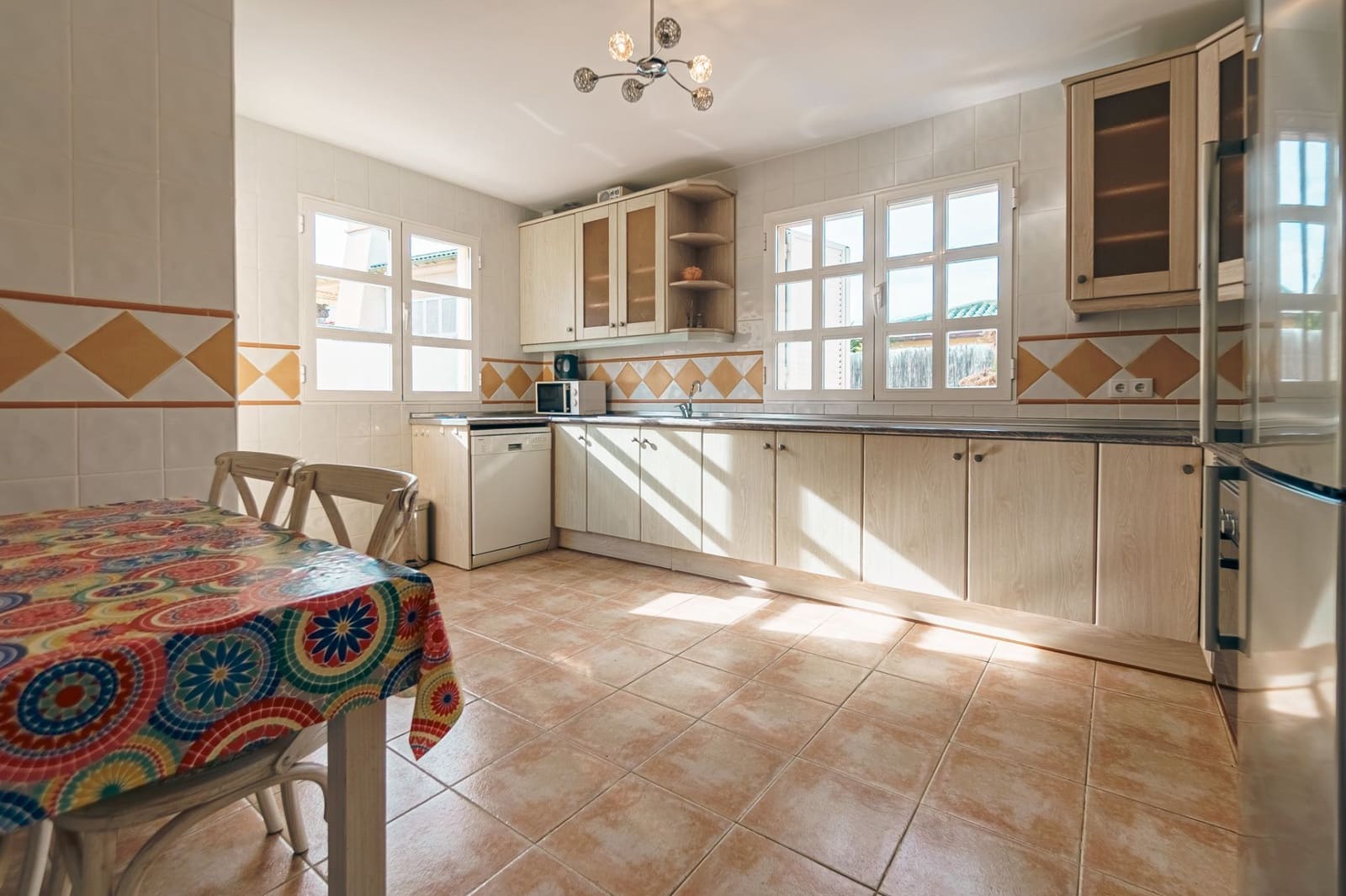 Chalet de 3 habitaciones en Albir en venta con piscina garaje - 524.500 € (Ref: 8993580)