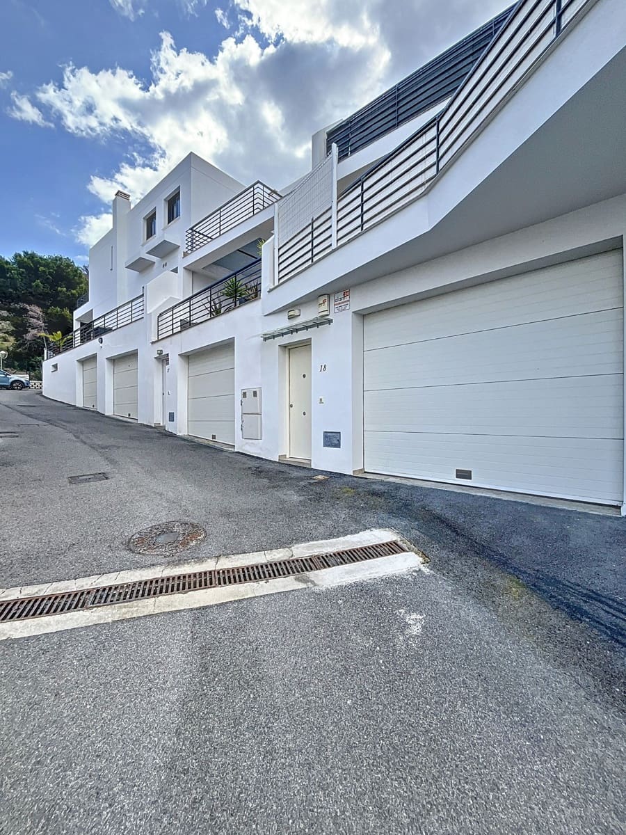 3 soveværelse Villa til salg i Albir med swimmingpool garage - € 430.000 (Ref: 8993581)