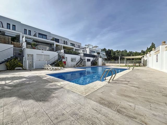 3 bedroom Villa for sale in Albir, Alfaz del Pi / L'Alfàs del Pi with pool garage - € 430,000 (Ref: 8993581)