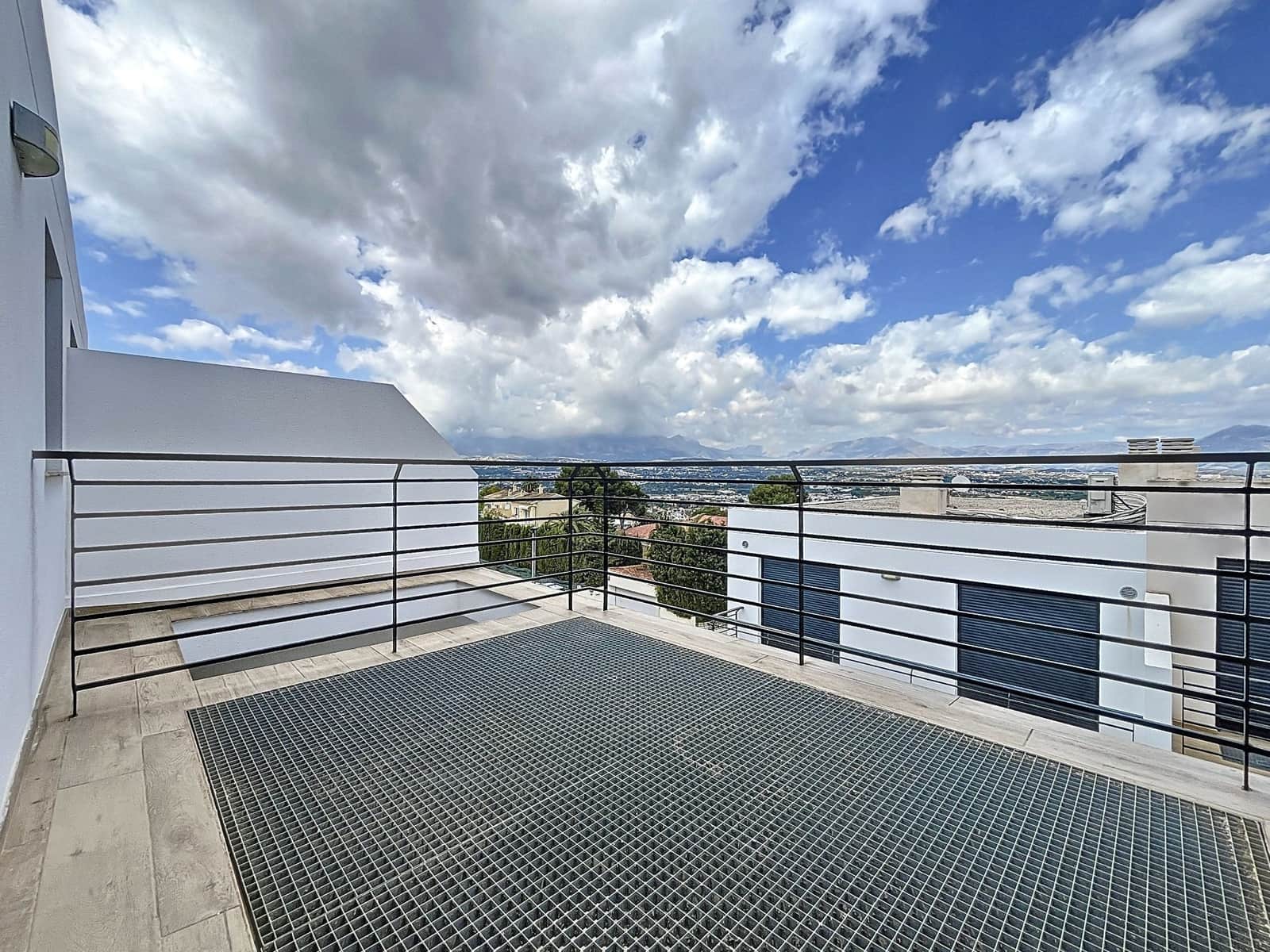 3 soveværelse Villa til salg i Albir med swimmingpool garage - € 430.000 (Ref: 8993581)