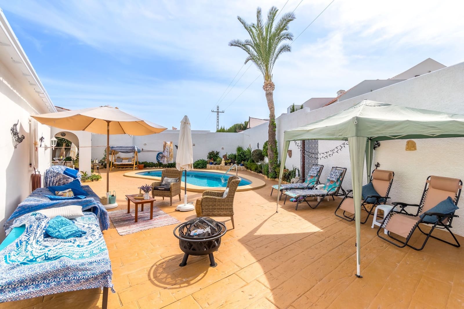 4 Zimmer Villa zu verkaufen in La Nucia mit Pool Garage - 569.000 € (Ref: 9058999)