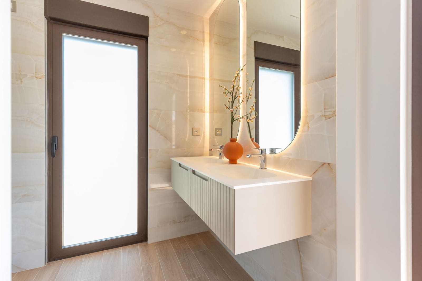 3 bedroom Villa for sale in Finestrat - € 588,000 (Ref: 9102725)