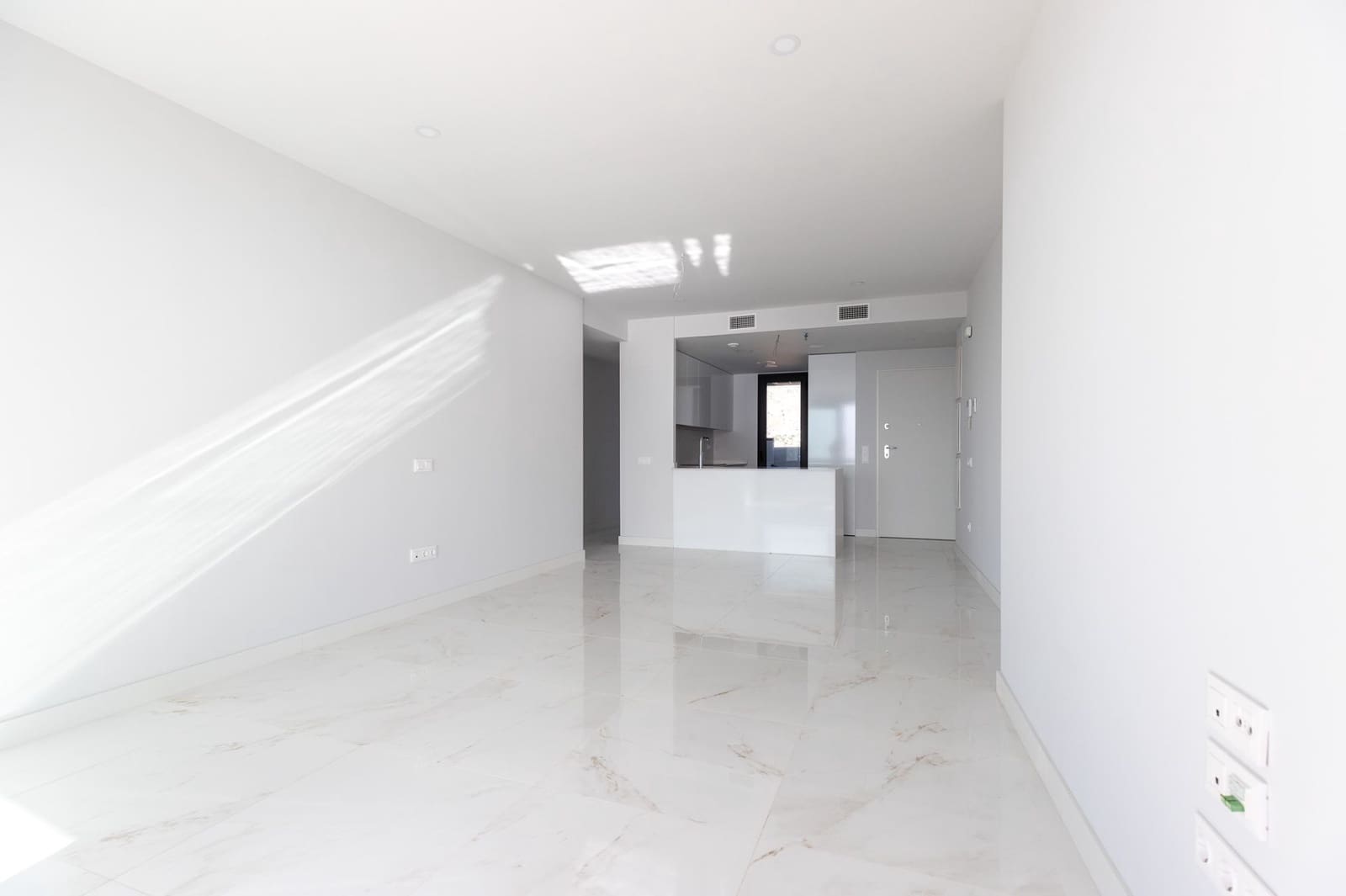 3 sovrum Lägenhet till salu i Benidorm med pool garage - 641 250 € (Ref: 9366980)