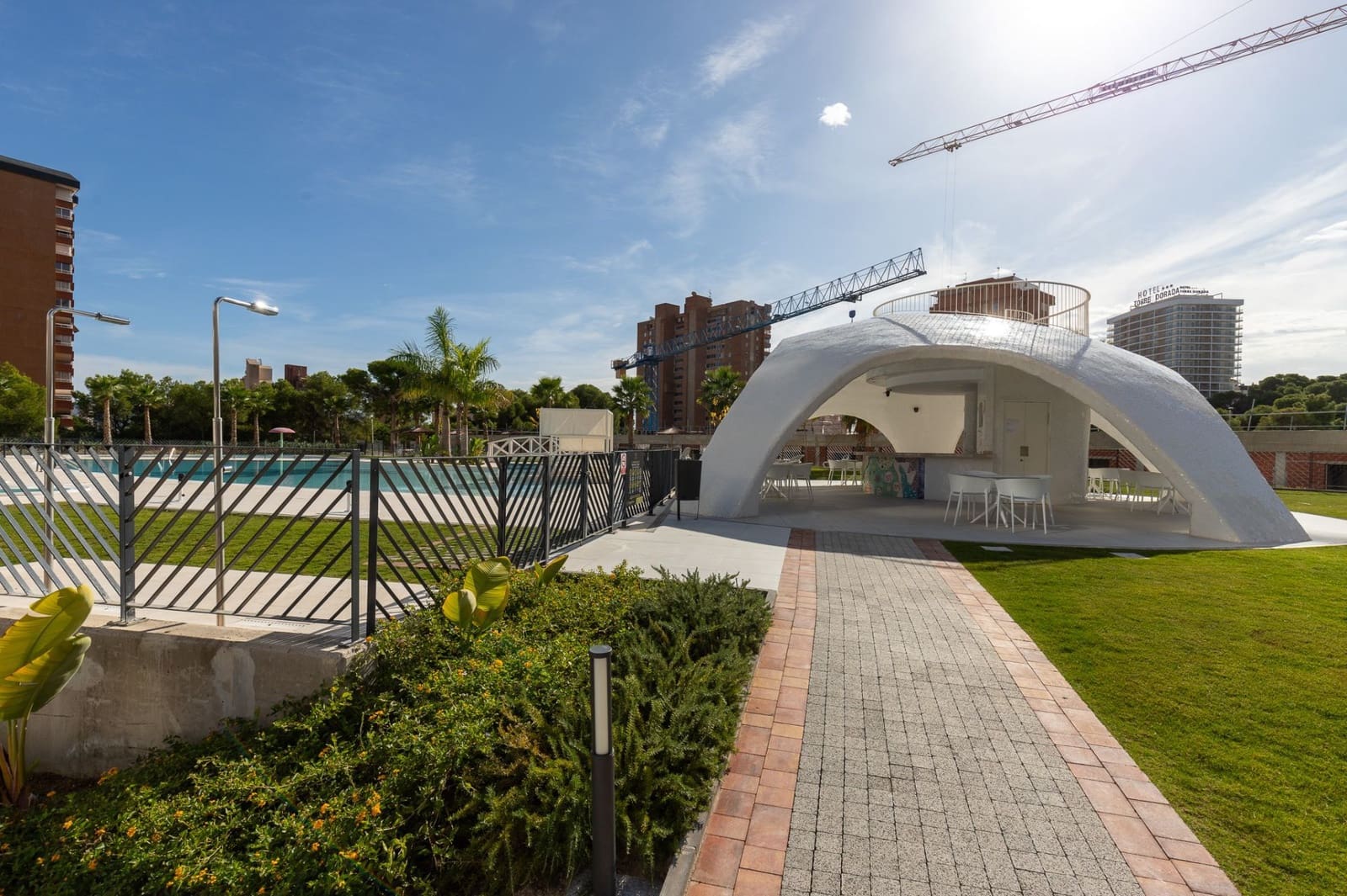 3 sovrum Lägenhet till salu i Benidorm med pool garage - 641 250 € (Ref: 9366980)