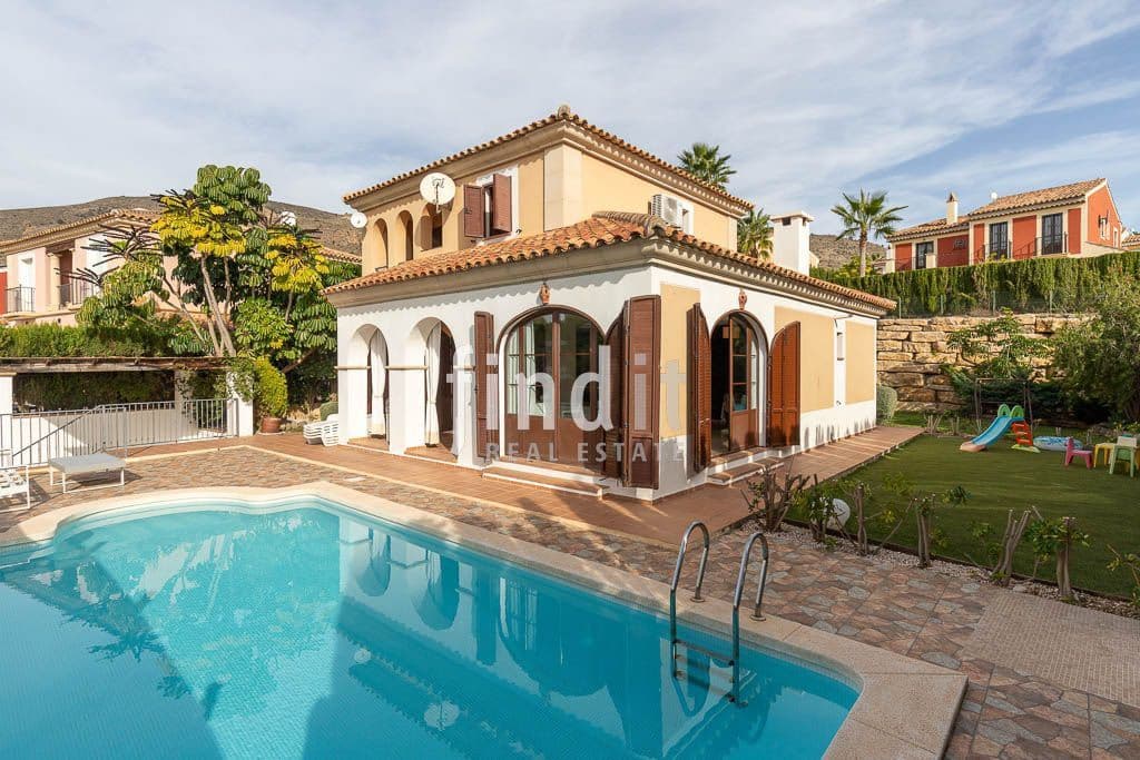 3 bedroom Villa for sale in Finestrat with pool garage - € 680,000 (Ref: 9393882)