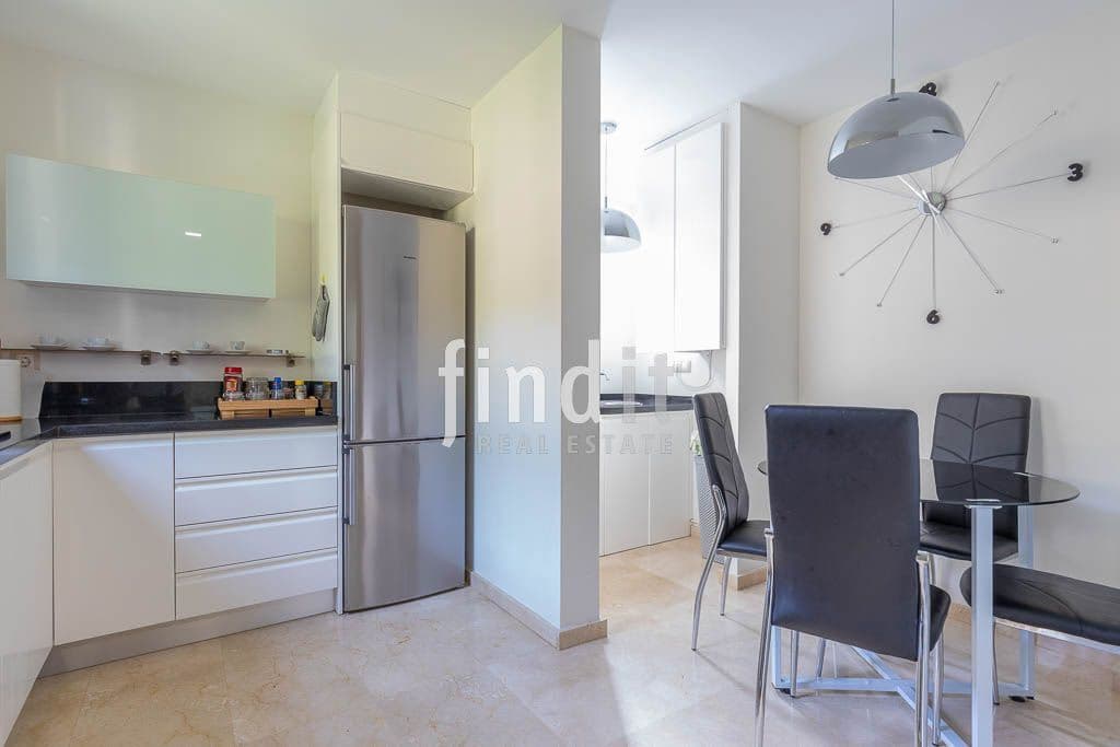 3 bedroom Villa for sale in Finestrat with pool garage - € 680,000 (Ref: 9393882)