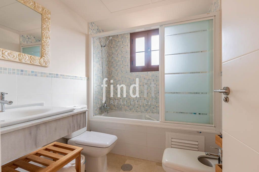 3 bedroom Villa for sale in Finestrat with pool garage - € 680,000 (Ref: 9393882)