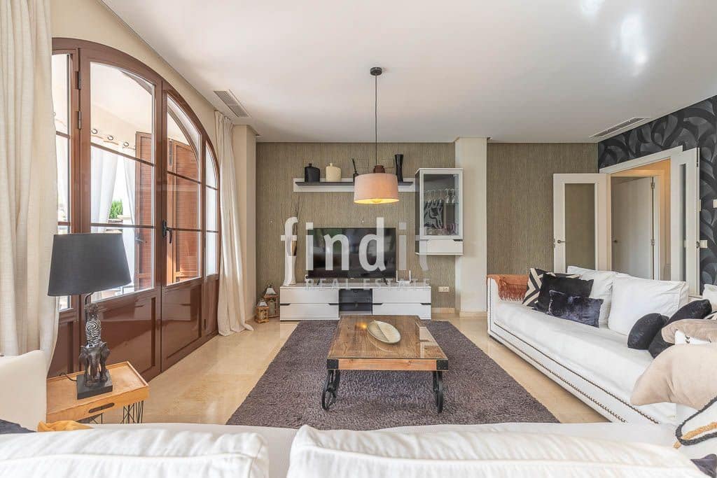 3 bedroom Villa for sale in Finestrat with pool garage - € 680,000 (Ref: 9393882)