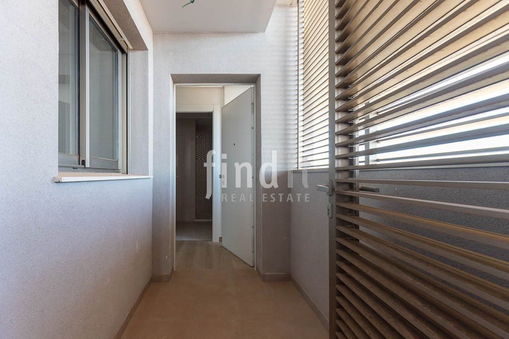 Apartamento de 3 habitaciones en Santa Pola en venta con piscina garaje - 495.000 € (Ref: 9400432)