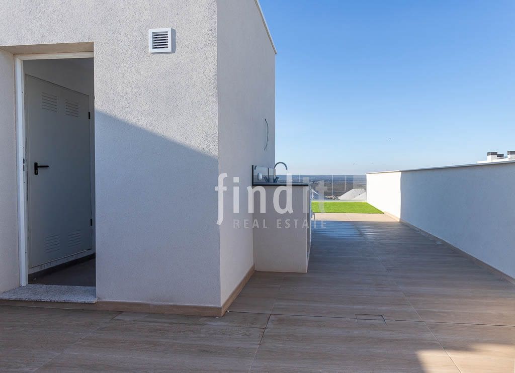 Apartamento de 3 habitaciones en Santa Pola en venta con piscina garaje - 495.000 € (Ref: 9400432)