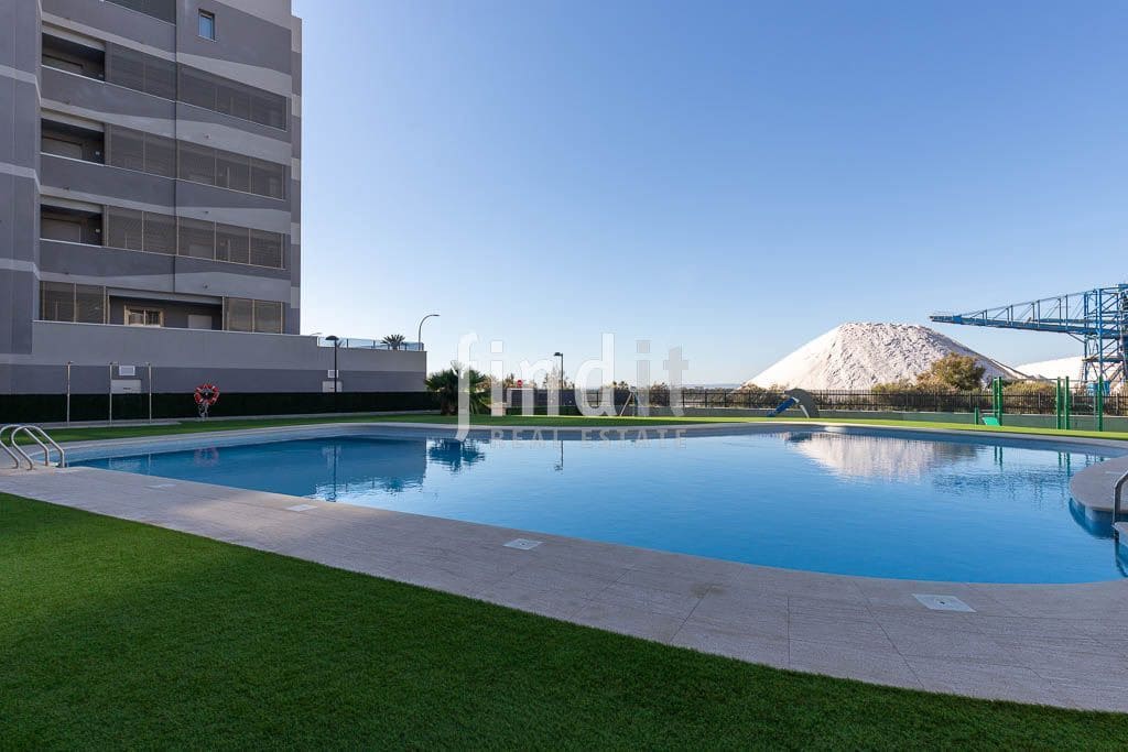 Apartamento de 3 habitaciones en Santa Pola en venta con piscina garaje - 495.000 € (Ref: 9400432)