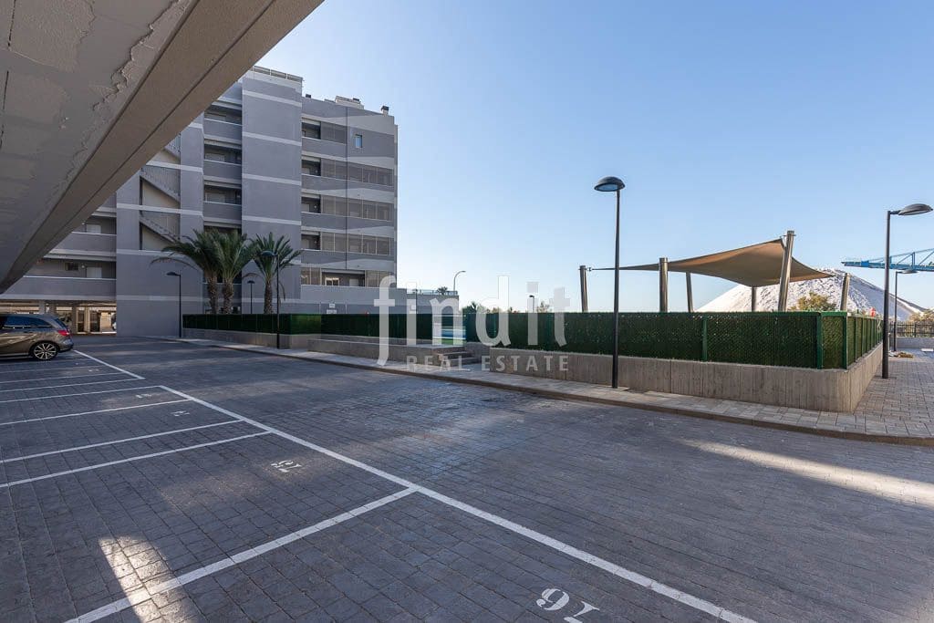 Apartamento de 3 habitaciones en Santa Pola en venta con piscina garaje - 495.000 € (Ref: 9400432)