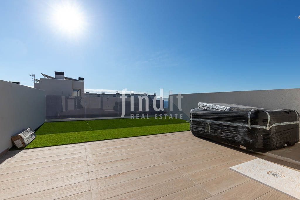 2 bedroom Apartment for sale in Santa Pola with pool garage - € 420,000 (Ref: 9402941)