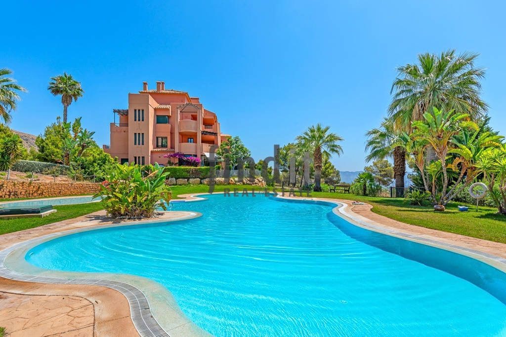 2 soverom Leilighet til salgs i Finestrat med svømmebasseng garasje - € 395 000 (Ref: 9547692)