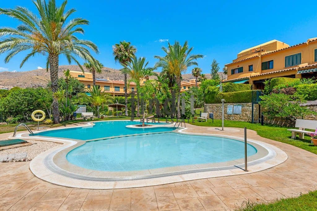 2 quarto Bungalow para venda em Finestrat com piscina garagem - 295 000 € (Ref: 9547693)