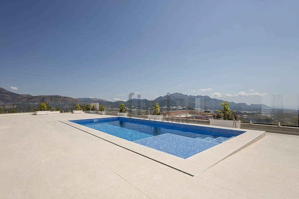 3 sypialnia Willa na sprzedaż w Polop z basenem garażem - 598 000 € (Ref: 9570699)