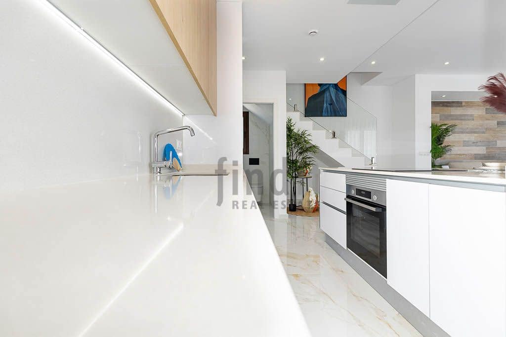 3 sypialnia Willa na sprzedaż w Polop z basenem garażem - 598 000 € (Ref: 9570699)