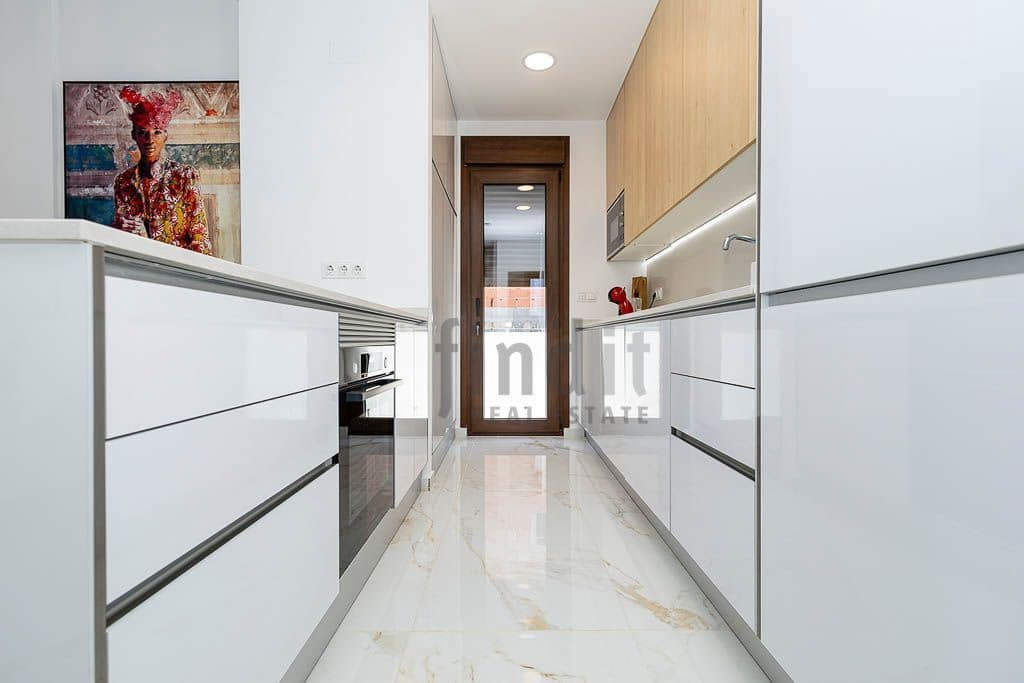 3 sypialnia Willa na sprzedaż w Polop z basenem garażem - 598 000 € (Ref: 9570699)