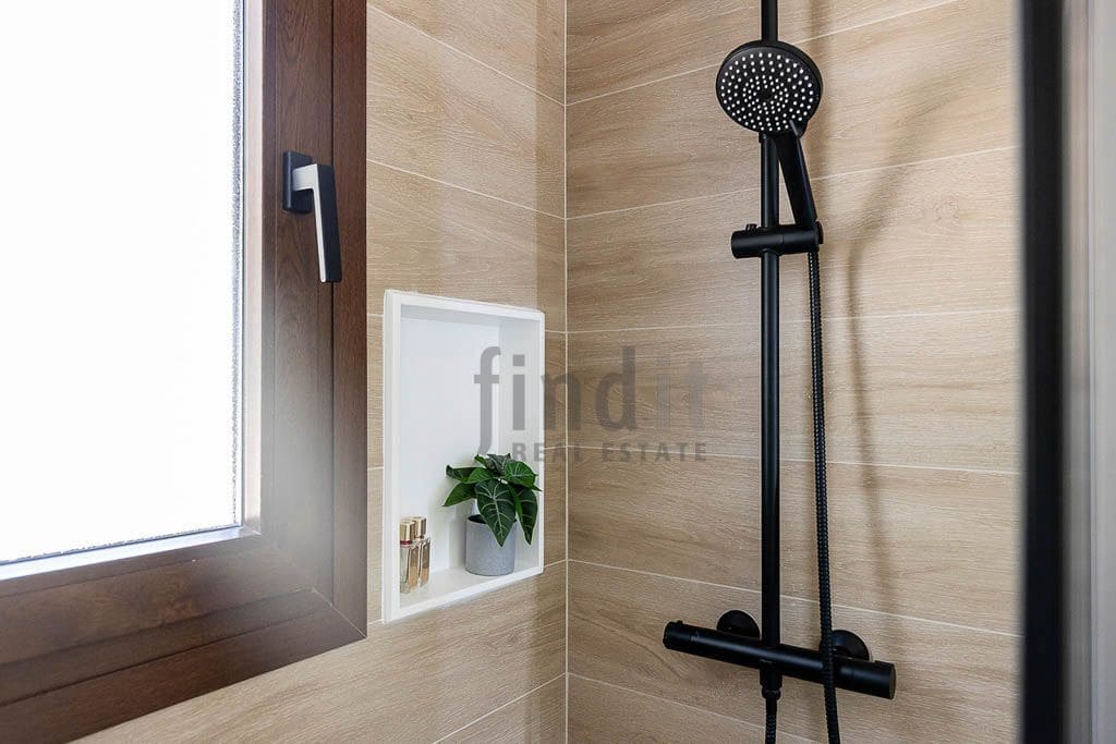 3 sypialnia Willa na sprzedaż w Polop z basenem garażem - 598 000 € (Ref: 9570699)