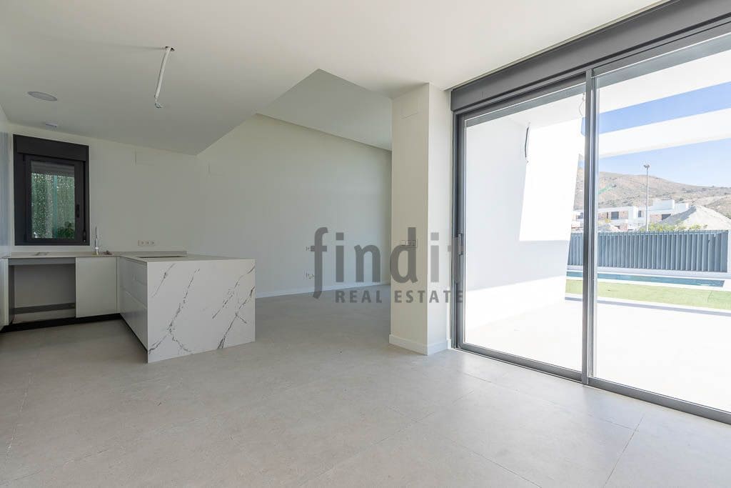 3 bedroom Villa for sale in Finestrat with pool garage - € 575,000 (Ref: 9625349)