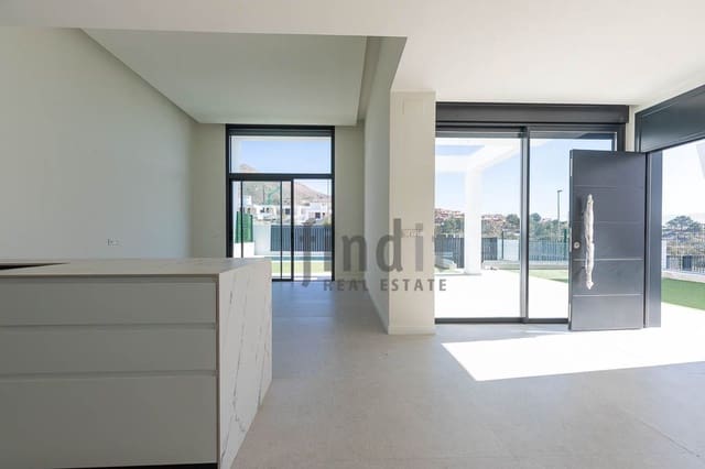 3 bedroom Villa for sale in Finestrat with pool garage - € 575,000 (Ref: 9625349)