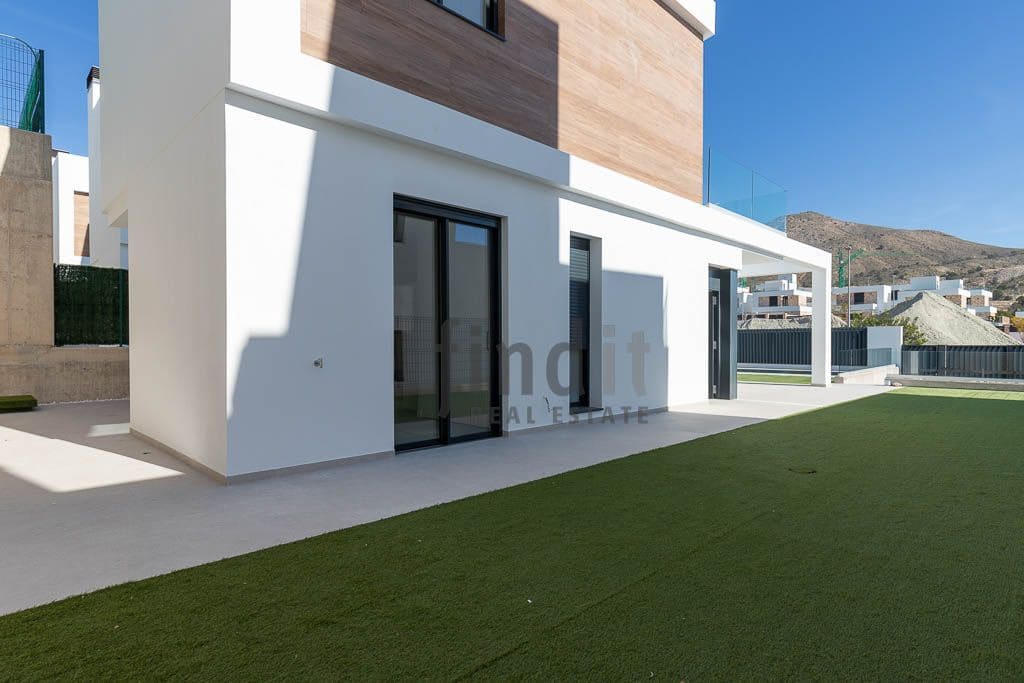 3 bedroom Villa for sale in Finestrat with pool garage - € 575,000 (Ref: 9625349)