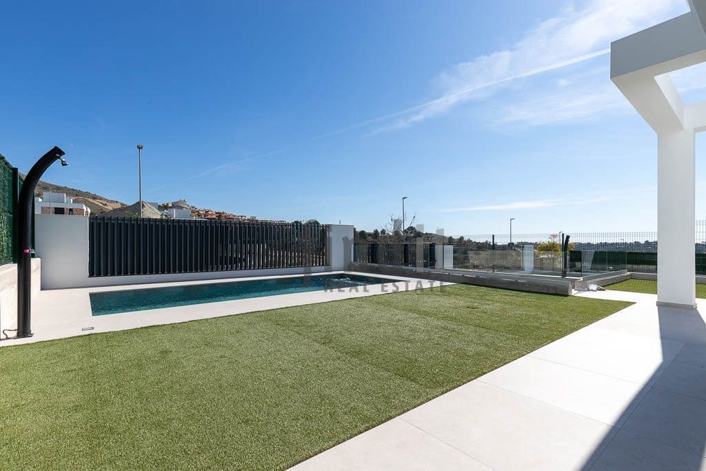 3 bedroom Villa for sale in Finestrat with pool garage - € 575,000 (Ref: 9625349)