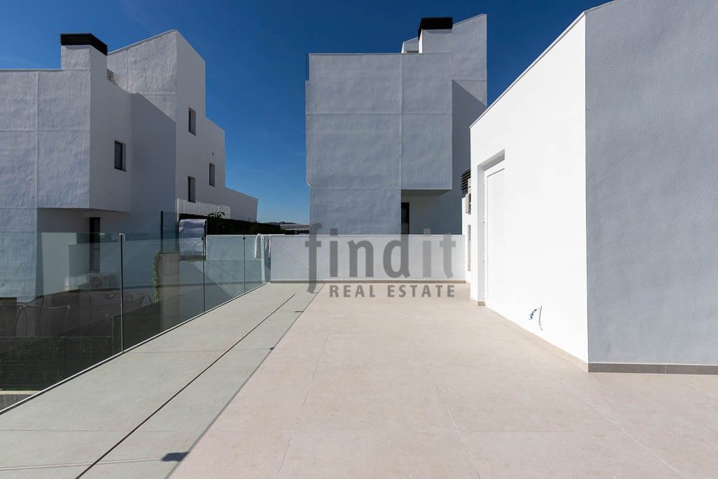 3 bedroom Villa for sale in Finestrat with pool garage - € 575,000 (Ref: 9625349)
