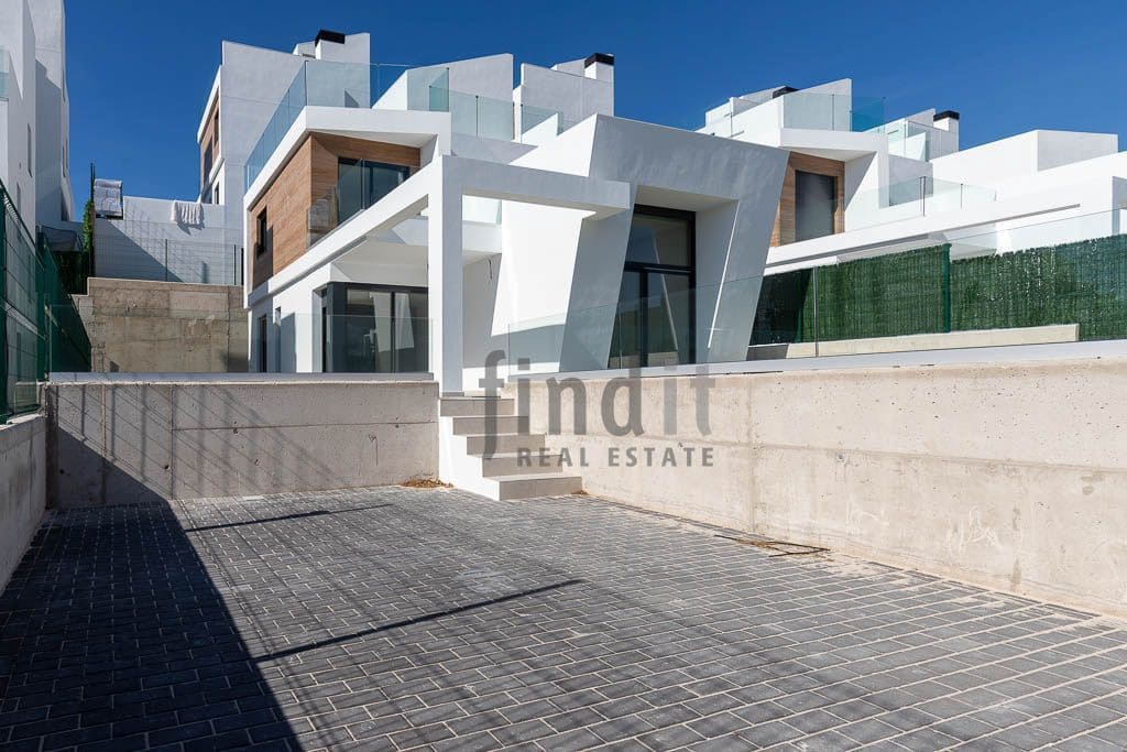 3 bedroom Villa for sale in Finestrat with pool garage - € 575,000 (Ref: 9625349)