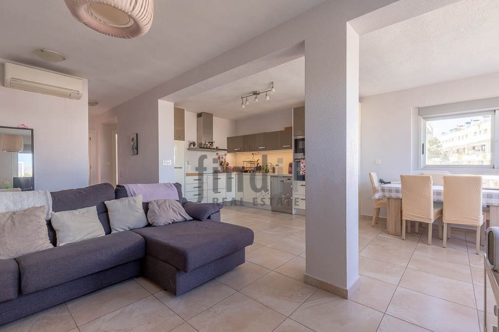 2 bedroom Apartment for sale in Albir with garage - € 325,000 (Ref: 9665951)