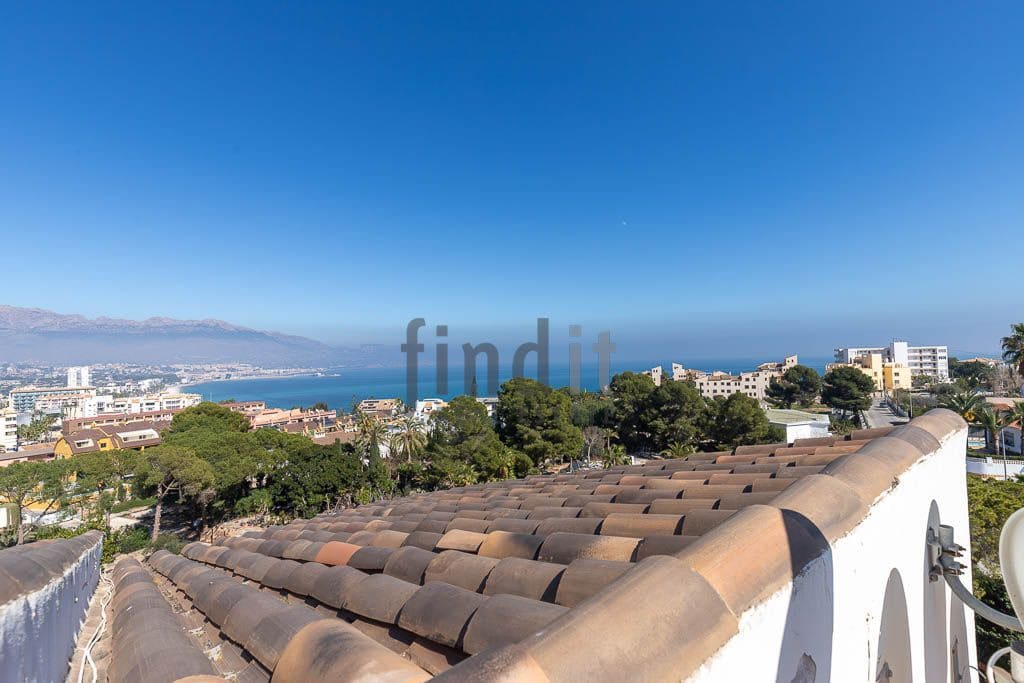 2 bedroom Apartment for sale in Albir with garage - € 325,000 (Ref: 9665951)
