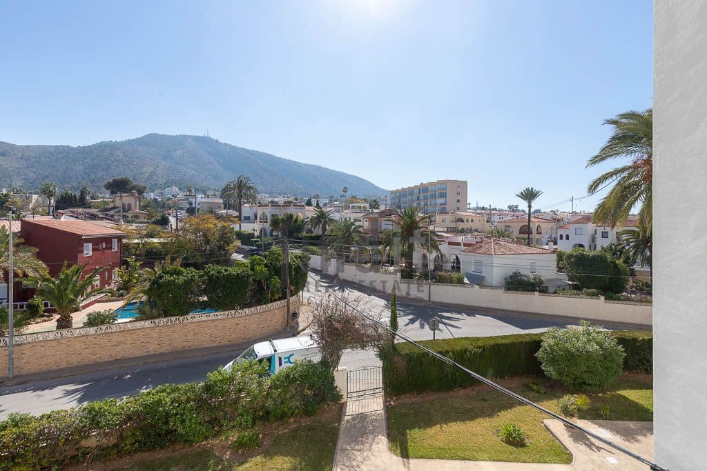 2 bedroom Apartment for sale in Albir with garage - € 325,000 (Ref: 9665951)