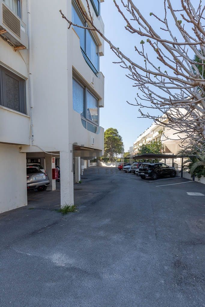2 bedroom Apartment for sale in Albir with garage - € 325,000 (Ref: 9665951)