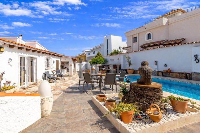 3 Zimmer Villa zu verkaufen in Albir, Alfaz del Pi / L'Alfàs del Pi mit Pool Garage - 549.000 € (Ref: 9807670)