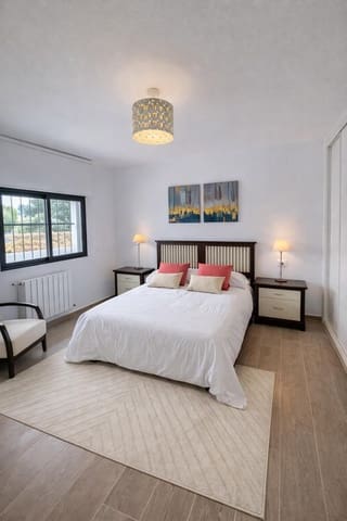 4 soveværelse Villa til salg i La Nucia med swimmingpool - € 895.000 (Ref: 9828290)