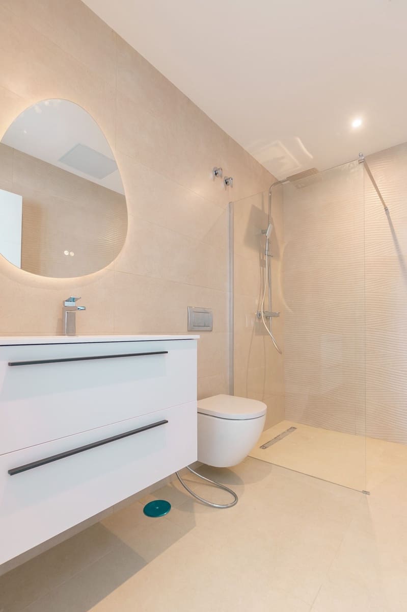 4 soveværelse Villa til salg i Albir med swimmingpool - € 1.195.000 (Ref: 9842146)