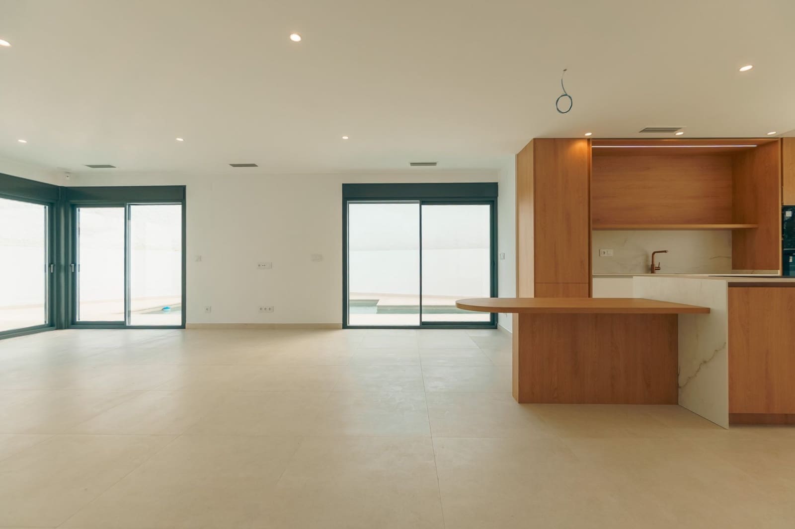4 soveværelse Villa til salg i Albir med swimmingpool - € 1.195.000 (Ref: 9842146)