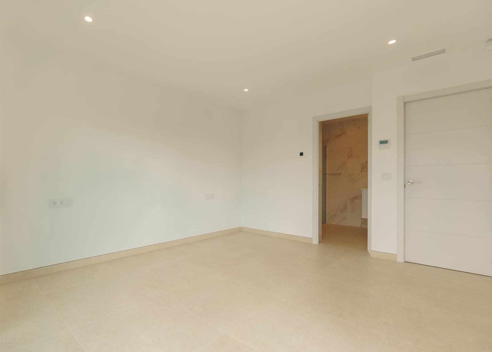 4 soveværelse Villa til salg i Albir med swimmingpool - € 1.195.000 (Ref: 9842146)