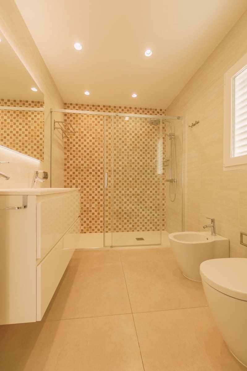 4 soveværelse Villa til salg i Albir med swimmingpool - € 1.150.000 (Ref: 9842147)