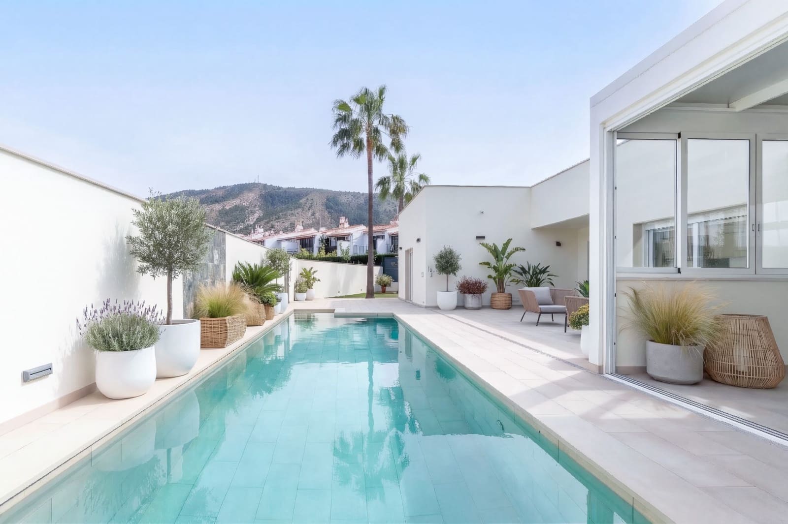 4 soveværelse Villa til salg i Albir med swimmingpool - € 1.150.000 (Ref: 9842147)