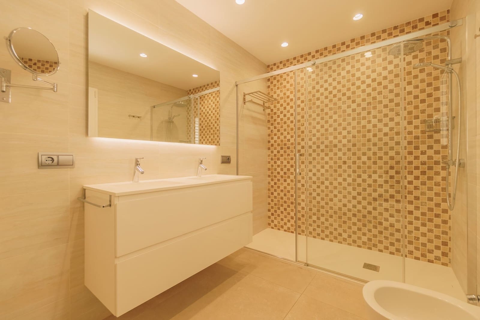 4 soveværelse Villa til salg i Albir med swimmingpool - € 1.150.000 (Ref: 9842147)