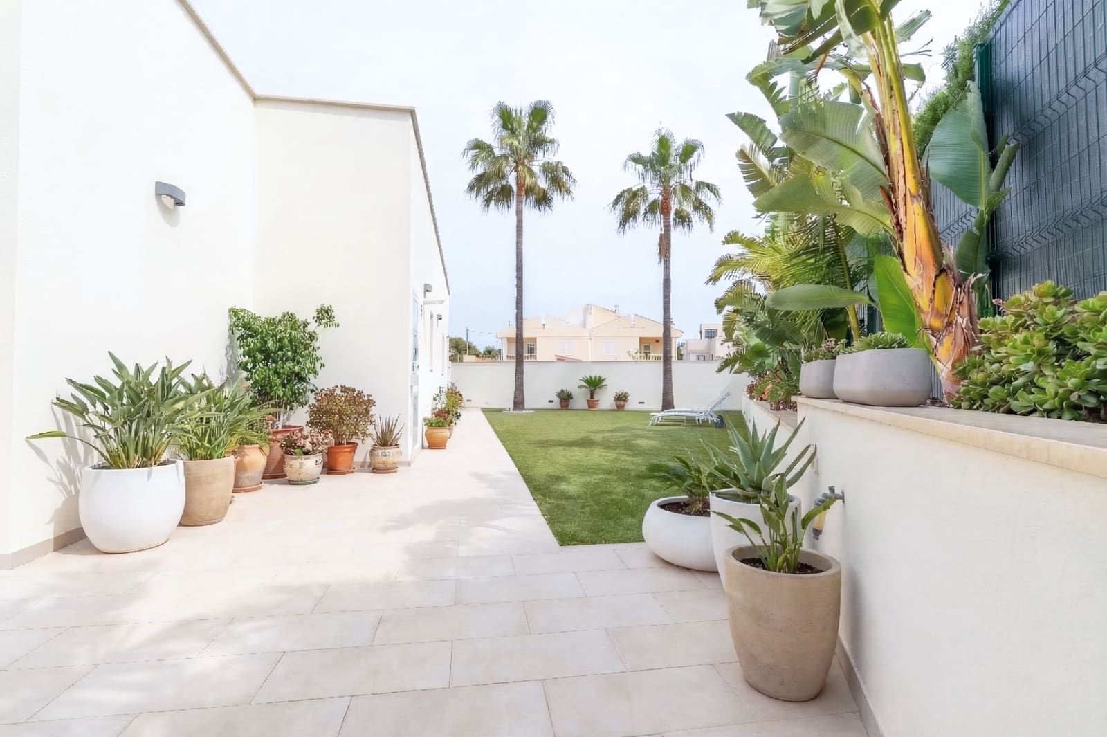 4 soveværelse Villa til salg i Albir med swimmingpool - € 1.150.000 (Ref: 9842147)