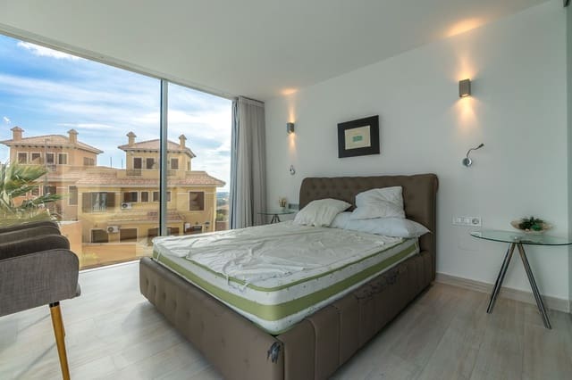 4 Zimmer Villa zu verkaufen in Finestrat mit Pool - 549.000 € (Ref: 9932824)