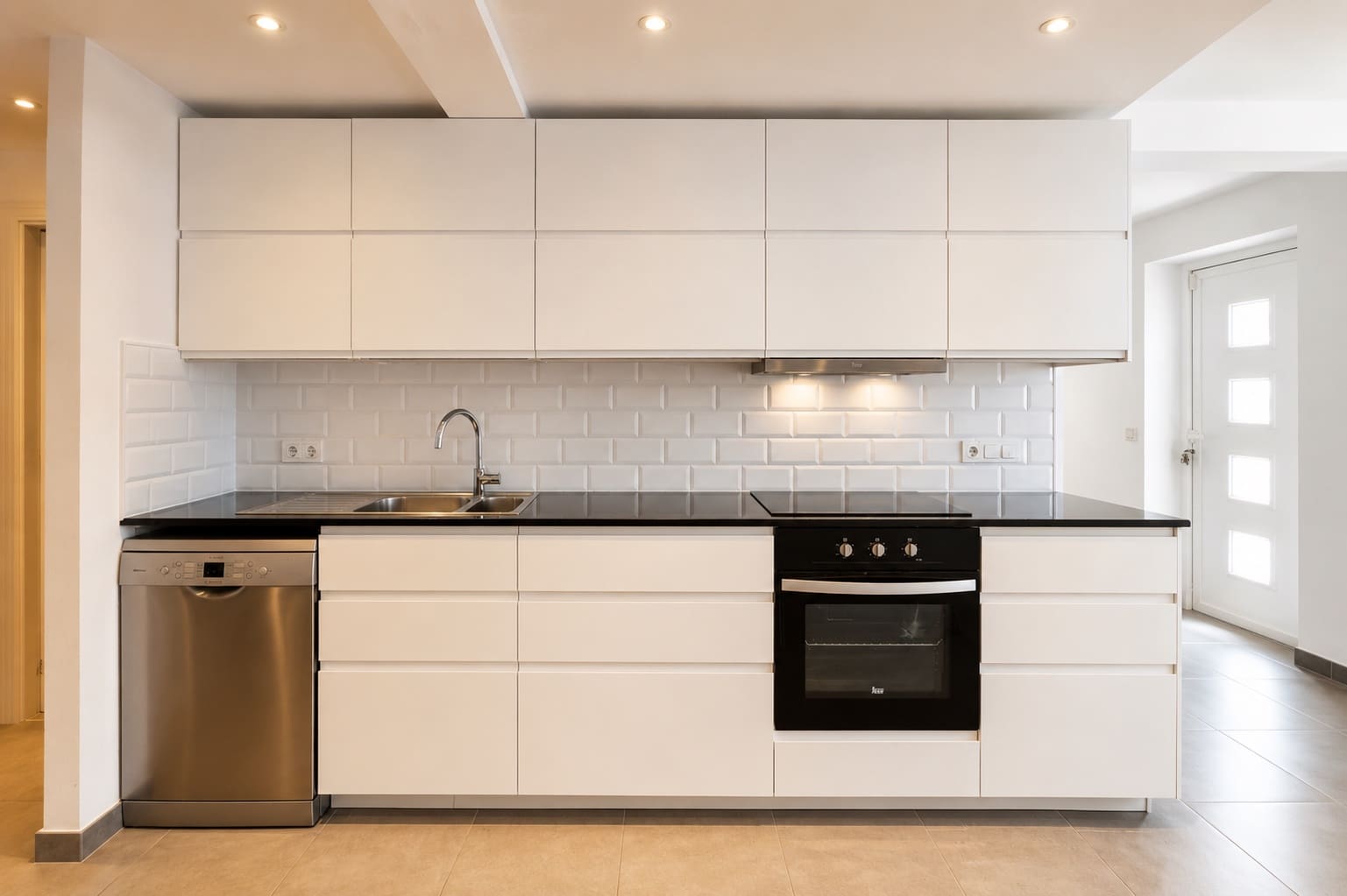 5 slaapkamer Villa te koop in La Nucia met zwembad - € 595.000 (Ref: 9935548)