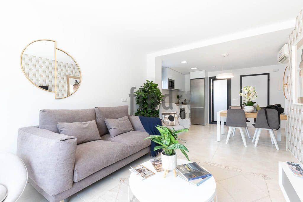 3 soveværelse Villa til salg i Busot med swimmingpool garage - € 355.000 (Ref: 9951036)