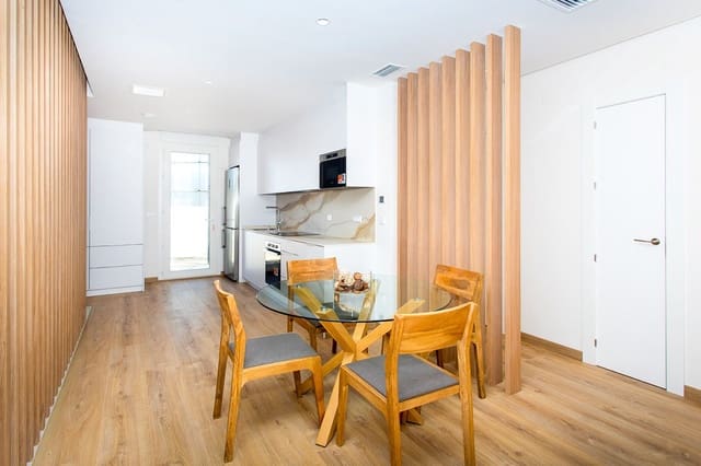 Chalet de 3 habitaciones en Hondón de las Nieves en venta con piscina - 357.250 € (Ref: 9962022)